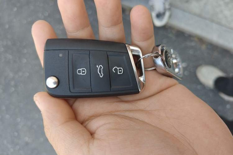 Used Volkswagen Lamando 2018 230TSI DSG Fashion Edition Vehicle Key