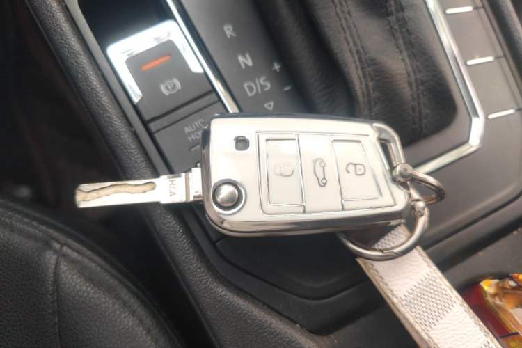 Used Volkswagen Lamando 2018 230TSI DSG Fashion Edition Vehicle Key