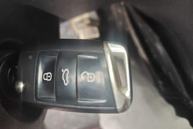 Used Volkswagen Lamando 2018 230TSI DSG Fashion Edition Vehicle Key