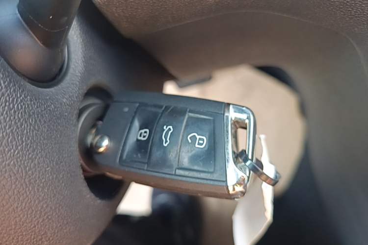 Used Volkswagen Lamando 2018 280TSI DSG Comfort Edition Vehicle Key