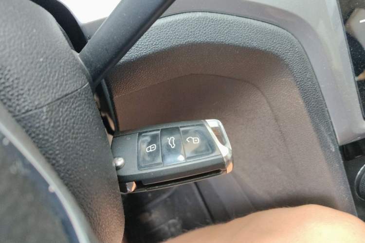 Used Volkswagen Lamando 2018 230TSI DSG Fashion Edition Vehicle Key