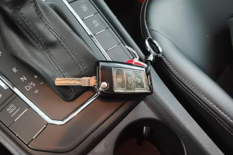 Used Volkswagen Lamando 2018 230TSI DSG Fashion Edition Vehicle Key