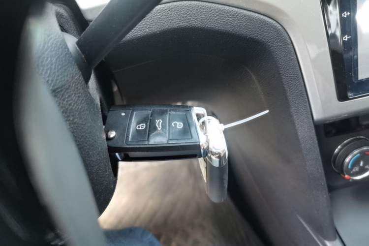 Used Volkswagen Lamando 2018 230TSI DSG Fashion Edition Vehicle Key