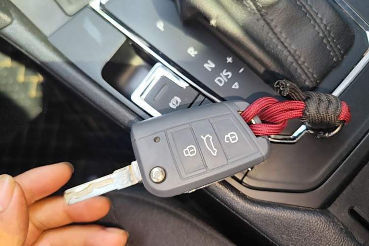 Used Volkswagen Lamando 2018 230TSI DSG Fashion Edition Vehicle Key