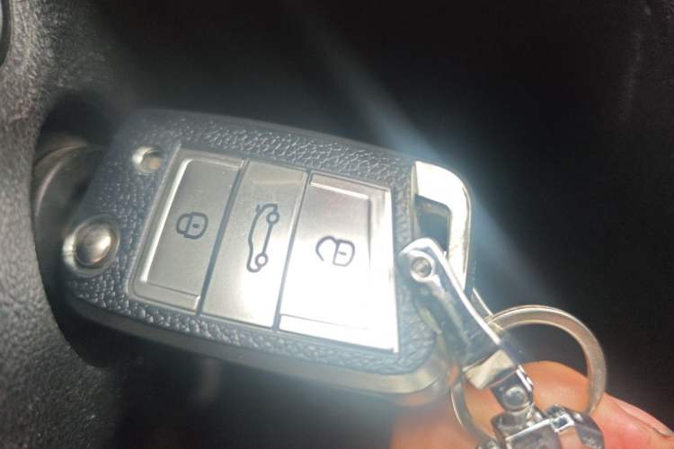 Used Volkswagen Lamando 2018 230TSI DSG Fashion Edition Vehicle Key
