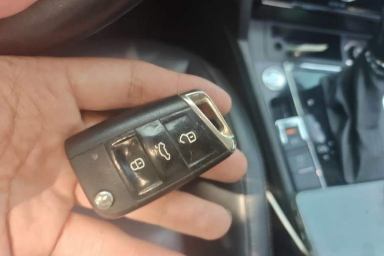 Used Volkswagen Lamando 2018 280TSI DSG Luxury Edition Vehicle Key