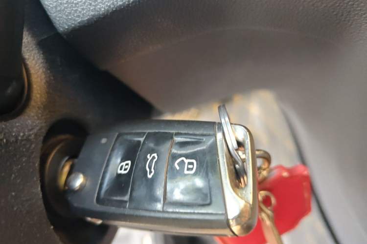 Used Volkswagen Lamando 2018 280TSI DSG Comfort Edition Vehicle Key