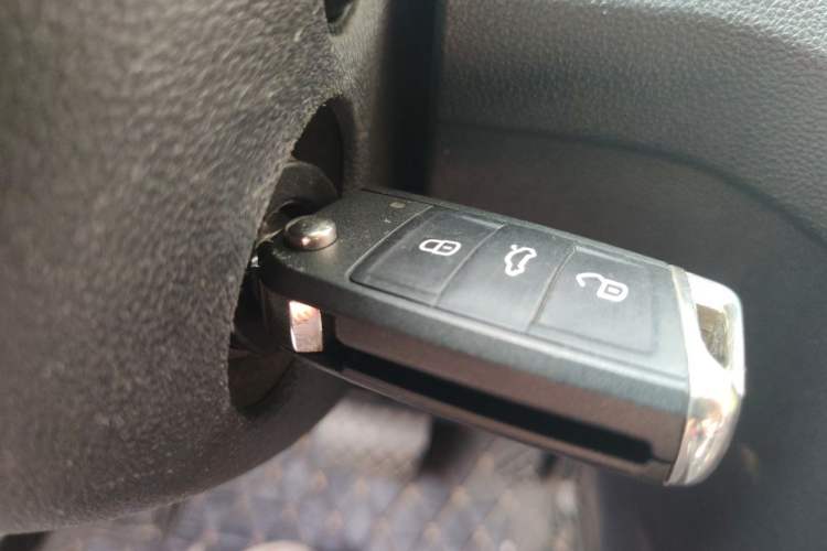 Used Volkswagen Lamando 2018 230TSI DSG Fashion Edition Vehicle Key