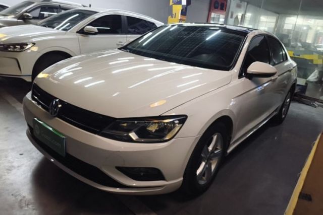 Volkswagen Lamando 2018 230TSI DSG Fashion Edition usado