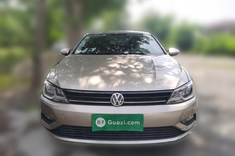 Used Volkswagen Lamando 2018 230TSI Manual Trend Edition Front