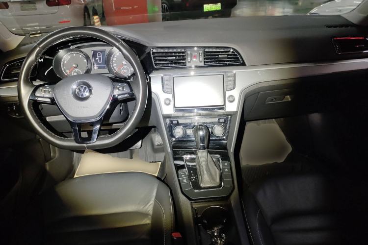 Used Volkswagen Lamando 2018 280TSI DSG Comfort Edition Interior 2