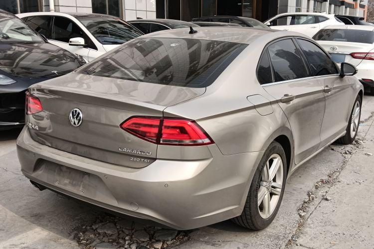 Used Volkswagen Lamando 2018 280TSI DSG Comfort Edition Rear Right 45 Deg