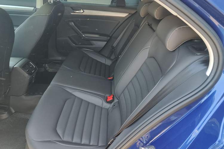 Used Volkswagen Lamando 2019 280TSI DSG Comfort Edition China V Standard Left Rear Seat