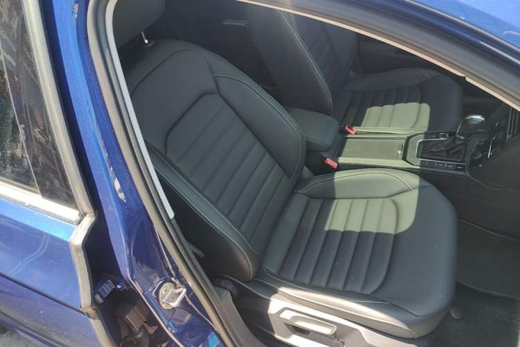 Used Volkswagen Lamando 2019 280TSI DSG Comfort Edition China V Standard Right Front Seat