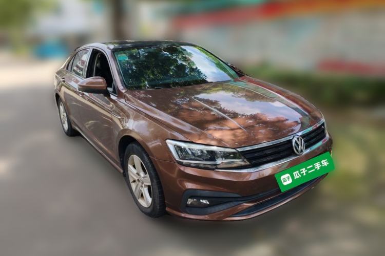 Used Volkswagen Lamando 2019 230TSI DSG Fashion Edition China V Standard Front Right 45 Deg