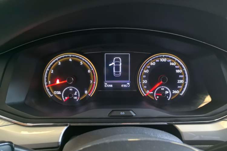 Used Volkswagen Lamando 2019 230TSI DSG Fashion Edition China V Standard Instrument Cluster