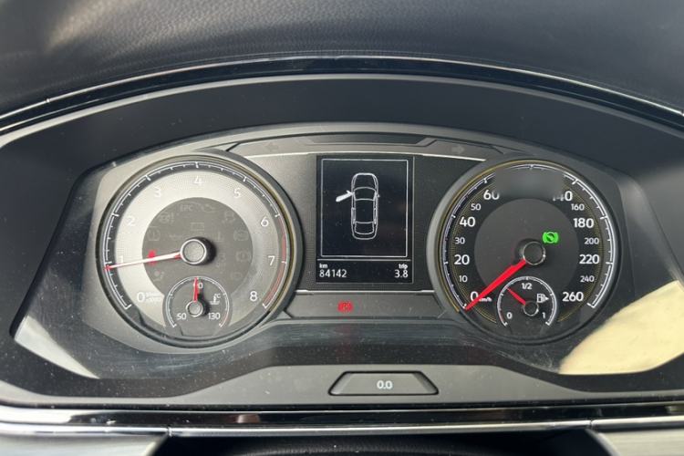 Used Volkswagen Lamando 2019 280TSI DSG Comfort Edition China VI standard Interior 11