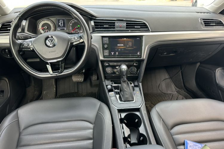 Used Volkswagen Lamando 2019 280TSI DSG Comfort Edition China VI standard Interior 7