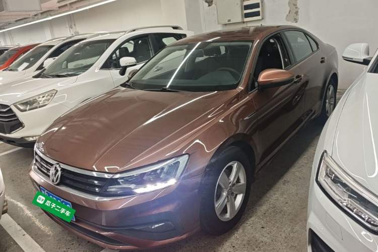 Used Volkswagen Lamando 2019 230TSI DSG Fashion Edition China V Standard Guazi used car, China used car export, Used car for sale, Used  cars, Cheapest cars for sale