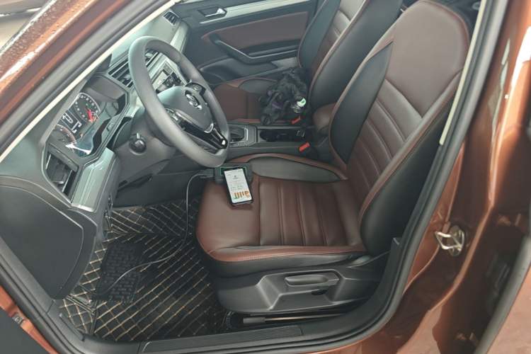 Used Volkswagen Lamando 2019 230TSI DSG Fashion Edition China VI Left Front Seat