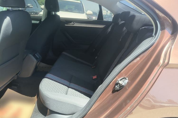 Used Volkswagen Lamando 2019 230TSI DSG Fashion Edition China V Standard Left Rear Seat