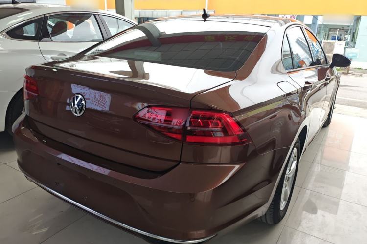 Used Volkswagen Lamando 2019 230TSI DSG Vision Edition China VI Standard Rear Right 45 Deg