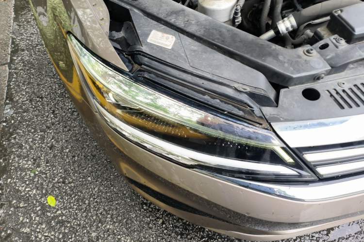 Used Volkswagen Lamando 2019 280TSI DSG Comfort Edition China VI standard Right Front Headlight