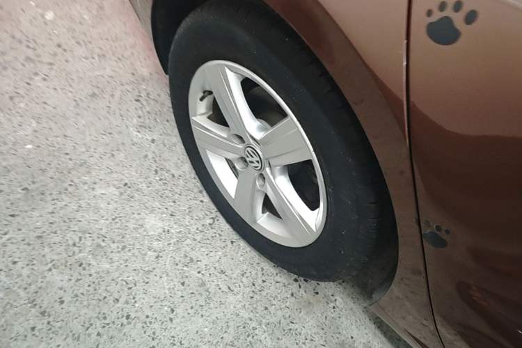 Used Volkswagen Lamando 2019 230TSI DSG Fashion Edition China V Standard Right Rear Wheel Hub
