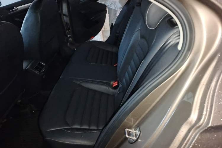 Used Volkswagen Lamando 2019 280TSI DSG Comfort Edition China V Standard Left Rear Seat