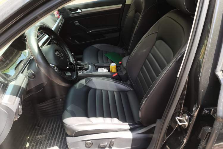 Used Volkswagen Lamando 2019 280TSI DSG Comfort Edition China VI standard Left Front Seat