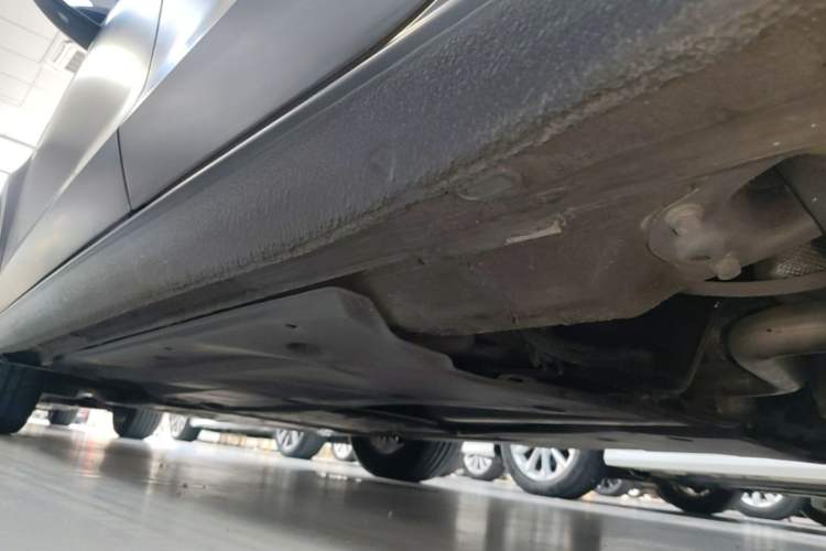 Used Volkswagen Lamando 2019 280TSI DSG Comfort Edition China VI standard Left Side Sill