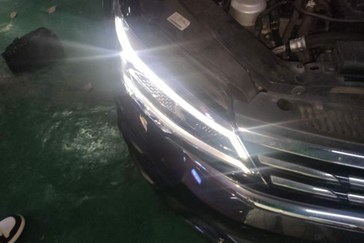 Used Volkswagen Lamando 2019 280TSI DSG Comfort Edition China VI standard Right Front Headlight