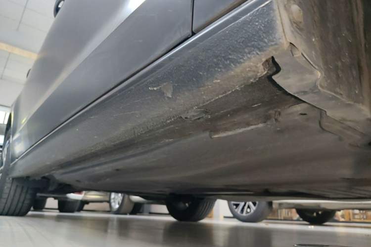 Used Volkswagen Lamando 2019 280TSI DSG Comfort Edition China VI standard Right Side Sill