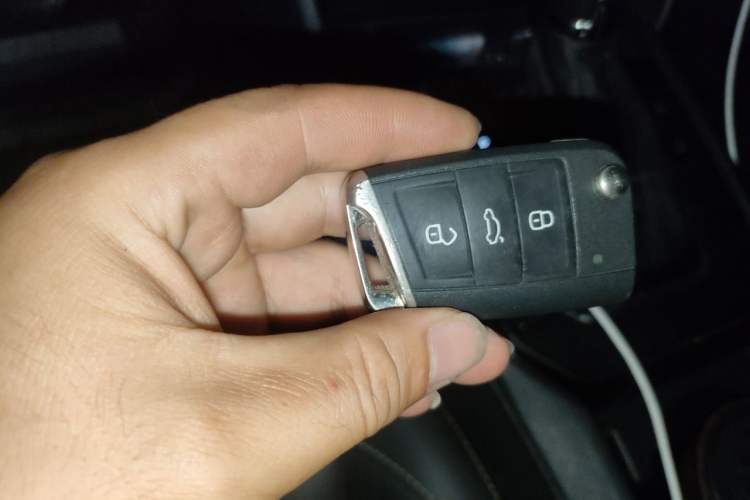 Used Volkswagen Lamando 2019 280TSI DSG Comfort Edition China VI standard Vehicle Key