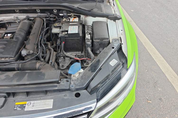Used Volkswagen Lamando 2019 280TSI DSG Comfort Edition China VI standard Engine Bay Left