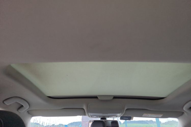 Used Volkswagen Lamando 2019 280TSI DSG Comfort Edition China VI standard Headliner