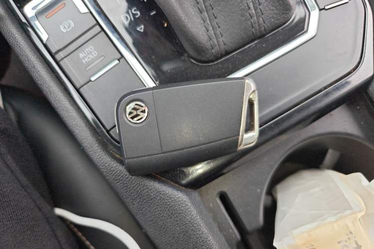 Used Volkswagen Lamando 2019 280TSI DSG Comfort Edition China VI standard Vehicle Key