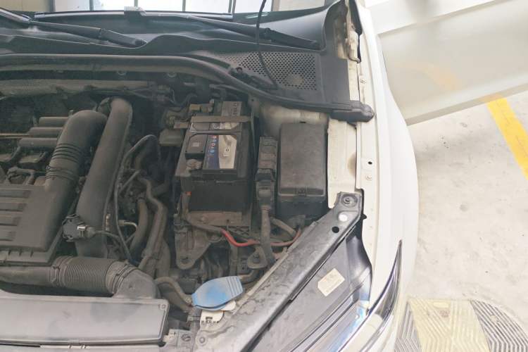 Used Volkswagen Lamando 2019 230TSI DSG Fashion Edition China V Standard Engine Bay Left