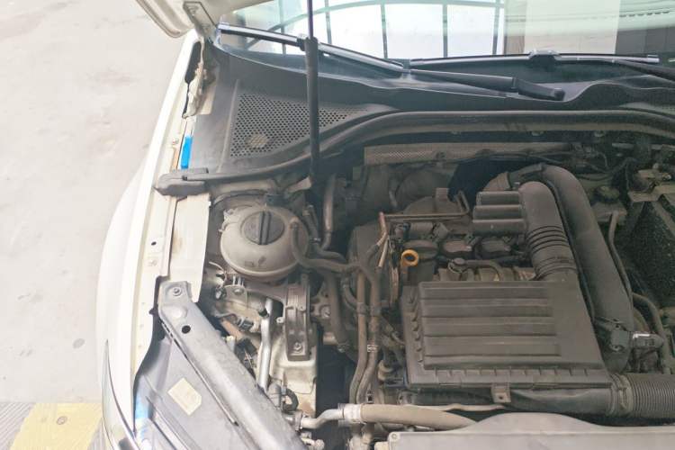 Used Volkswagen Lamando 2019 230TSI DSG Fashion Edition China V Standard Engine Bay Right