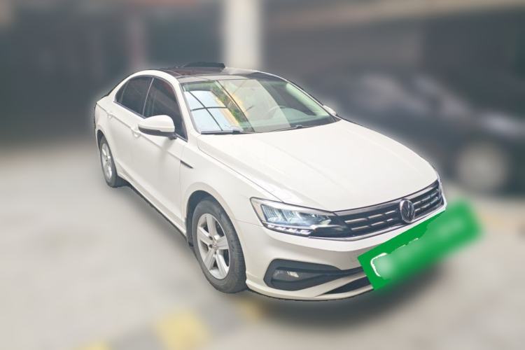 Used Volkswagen Lamando 2019 230TSI DSG Fashion Edition China V Standard Front Right 45 Deg