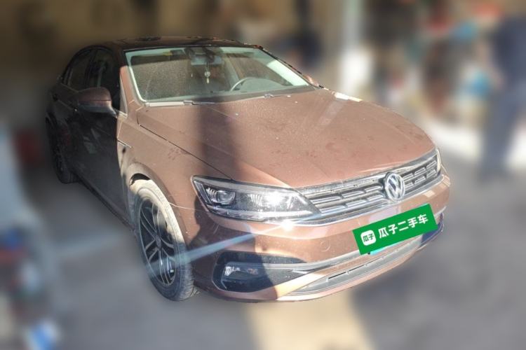 Used Volkswagen Lamando 2019 280TSI DSG Comfort Edition China V Standard Front Right 45 Deg