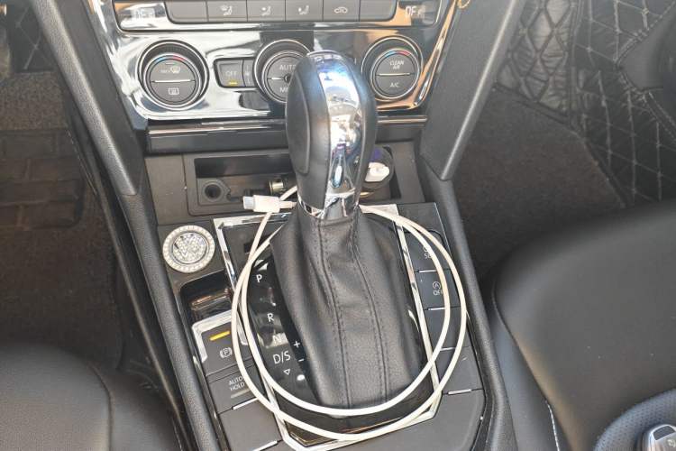 Used Volkswagen Lamando 2019 280TSI DSG Comfort Edition China V Standard Gear Lever