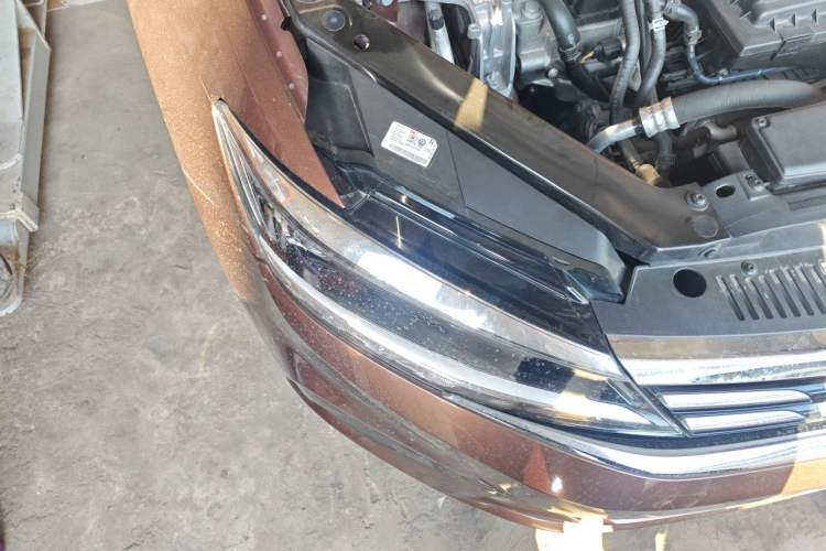 Used Volkswagen Lamando 2019 280TSI DSG Comfort Edition China V Standard Right Front Headlight