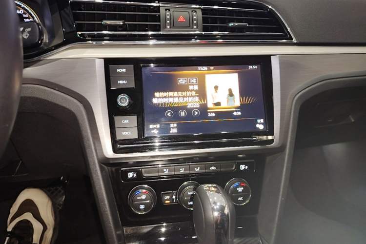 Used Volkswagen Lamando 2019 280TSI DSG Comfort Edition China VI standard Audio And AC Panel