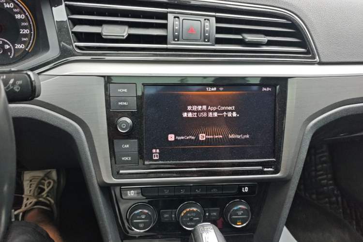 Used Volkswagen Lamando 2019 280TSI DSG Comfort Edition China VI standard Audio And AC Panel