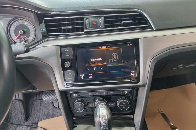 Used Volkswagen Lamando 2019 280TSI DSG Comfort Edition China VI standard Audio And AC Panel