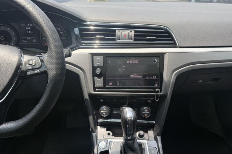 Used Volkswagen Lamando 2019 280TSI DSG Comfort Edition China VI standard Audio And AC Panel