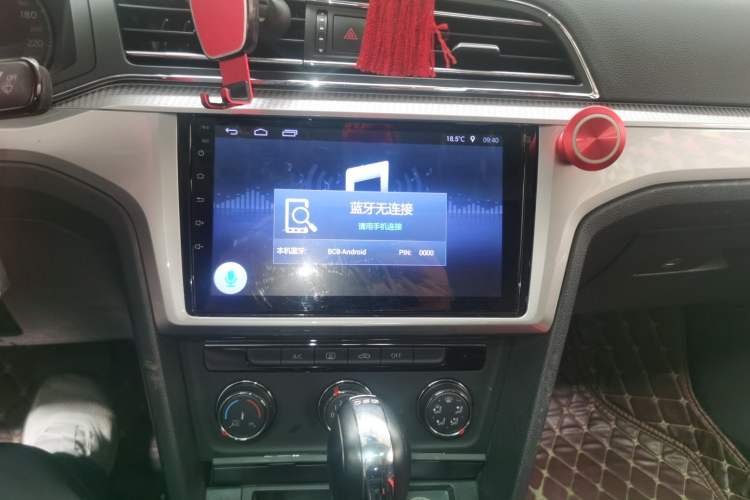 Used Volkswagen Lamando 2019 230TSI DSG Fashion Edition China V Standard Audio And AC Panel