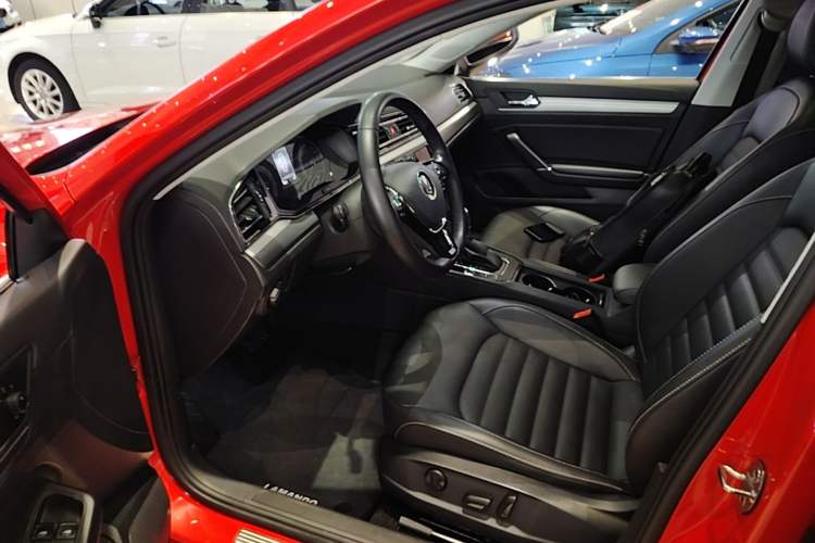 Used Volkswagen Lamando 2019 280TSI DSG Comfort Edition China VI standard Driver Seat