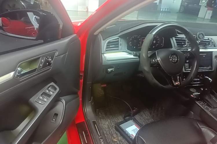 Used Volkswagen Lamando 2019 230TSI DSG Fashion Edition China VI Driver Seat